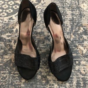 Black Liz Claiborne flex heel